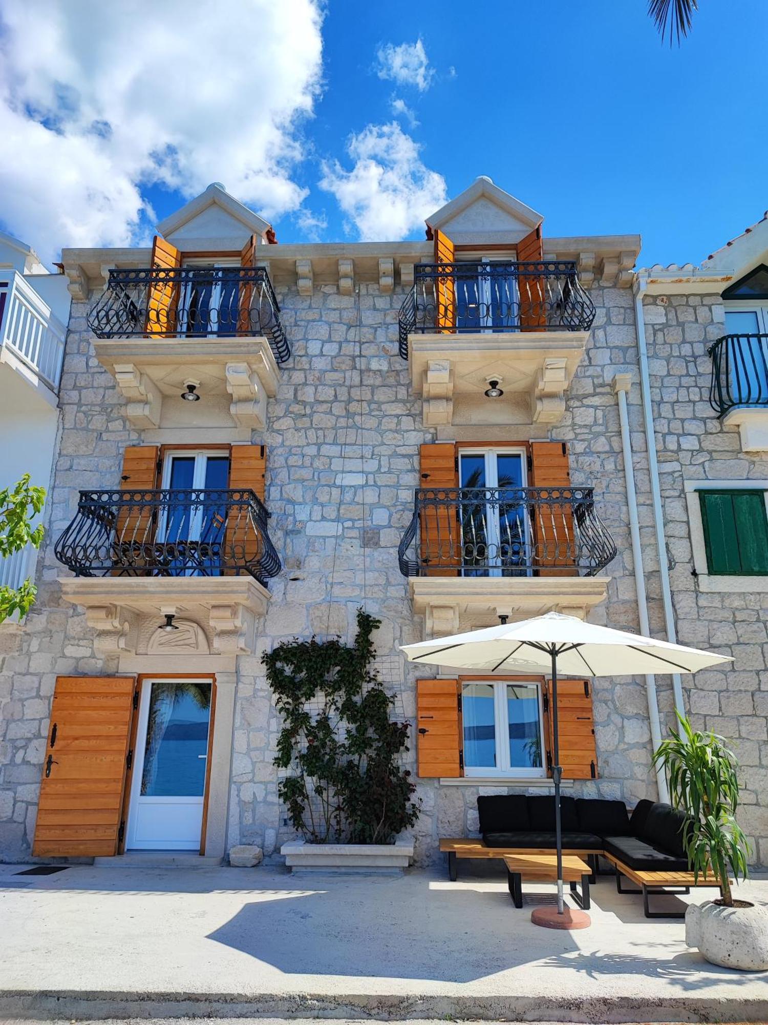 Apartmani Antiqua Živogošće Oda fotoğraf
