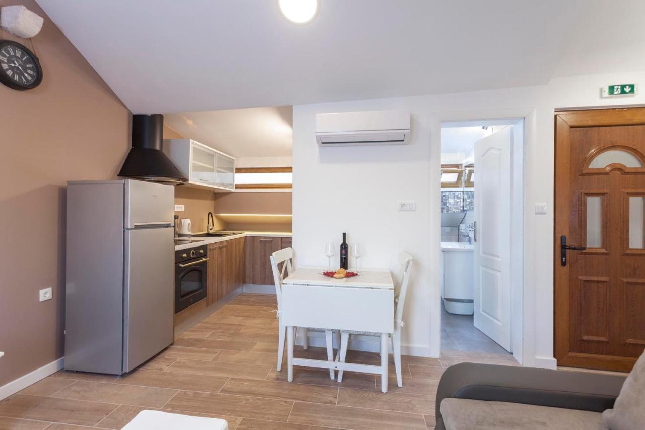 Apartmani Antiqua Živogošće Dış mekan fotoğraf